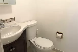 3089 NE 183rd Ln, Aventura, FL 33160 - Photo 35