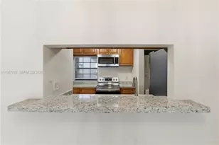 11654 NW 11th St, Pembroke Pines, FL 33026 - Photo 3