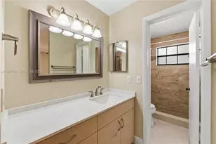 11654 NW 11th St, Pembroke Pines, FL 33026 - Photo 13