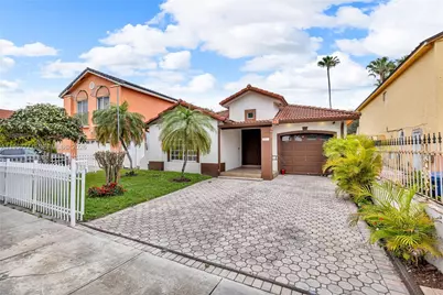 8211 NW 194th Ter, Hialeah, FL 33015 - Photo 23