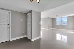 300 Bayview Dr, Sunny Isles Beach, FL 33160 - Photo 23