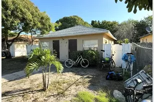 338 SW 1st Terrace, Deerfield Beach, FL 33441 - Photo 3