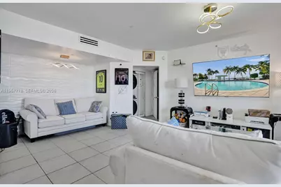 1330 West Ave #1811, Miami Beach, FL 33139 - Photo 9