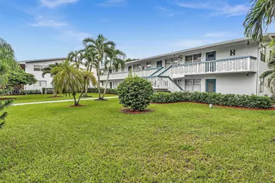 160 Markham H #160, Deerfield Beach, FL 33442 - Photo 1