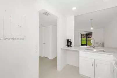 10434 Sunrise Lakes Blvd #109, Sunrise, FL 33322 - Photo 3