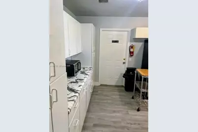 2953 NW 10th Ct #Main, Fort Lauderdale, FL 33311 - Photo 7