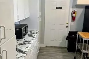 2953 NW 10th Ct, Fort Lauderdale, FL 33311 - Photo 7