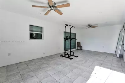 860 NW 207th St, Miami Gardens, FL 33169 - Photo 33