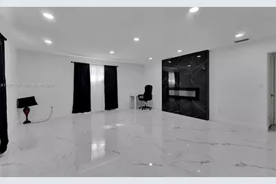 860 NW 207th St, Miami Gardens, FL 33169 - Photo 31