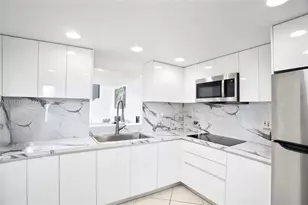 3600 NE 170th St, North Miami Beach, FL 33160 - Photo 23