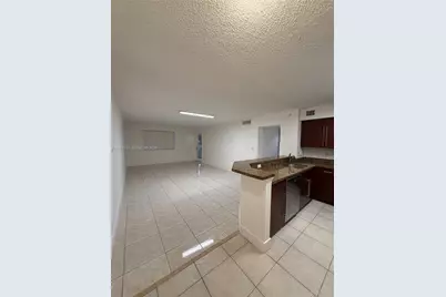 761 N Pine Island Road #104, Plantation, FL 33324 - Photo 19