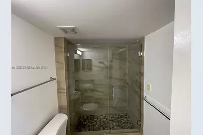 761 N Pine Island Road #104, Plantation, FL 33324 - Photo 11