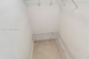 2880 Pine Tree Dr, Miami Beach, FL 33140 - Photo 9