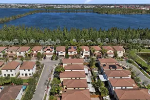 8895 NW 100th Pl, Doral, FL 33178 - Photo 49