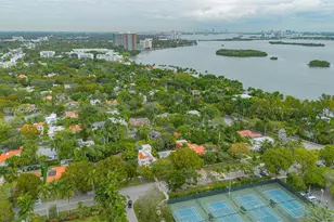 670 NE 56th St, Miami, FL 33137 - Photo 43