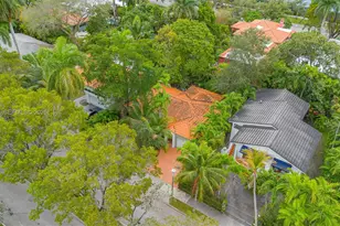 670 NE 56th St, Miami, FL 33137 - Photo 25