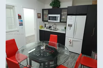 2530 SW 87 Av #109, Miami, FL 33165 - Photo 5