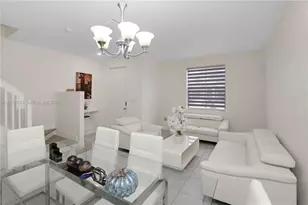 10628 W 33rd Way, Hialeah, FL 33018 - Photo 9