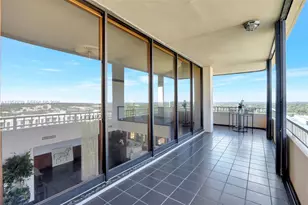 11113 Biscayne Blvd, Miami, FL 33181 - Photo 21