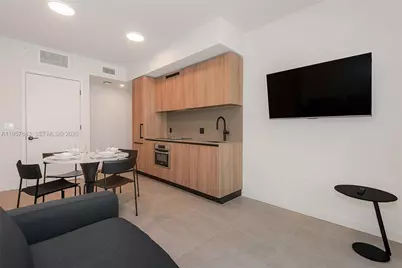 121 NE 5th #706, Miami, FL 33132 - Photo 5