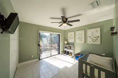 15552 SW 48th St, Miami, FL 33185 - Photo 13