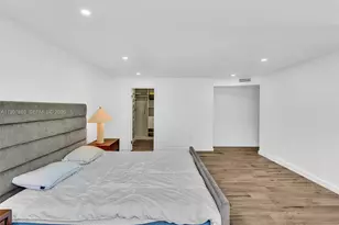 10000 W Bay Harbor Dr, Bay Harbor Islands, FL 33154 - Photo 29