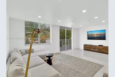 10000 W Bay Harbor Dr #201, Bay Harbor Islands, FL 33154 - Photo 3