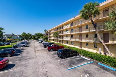 9355 SW 8th St #105, Boca Raton, FL 33428 - Photo 29