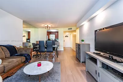 9355 SW 8th St #105, Boca Raton, FL 33428 - Photo 11