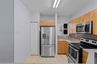 865 SW 6th Ct, Florida City, FL 33034 - Photo 11