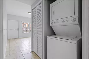 865 SW 6th Ct, Florida City, FL 33034 - Photo 7