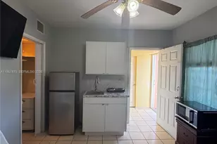 275 W 16th St, Hialeah, FL 33010 - Photo 9