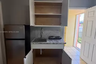 275 W 16th St, Hialeah, FL 33010 - Photo 11