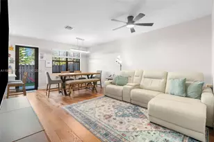 9615 Watercrest Isle, Parkland, FL 33076 - Photo 3