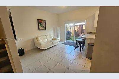 1146 SE 26th Ter #0, Homestead, FL 33035 - Photo 11