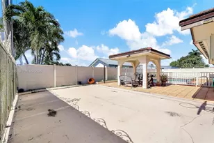 1992 SW 139th Ct, Miami, FL 33175 - Photo 9