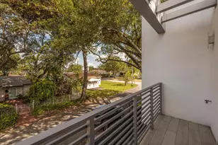 2851 SW 33rd Ct, Miami, FL 33133 - Photo 29