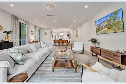 1101 NE 16th Ter TH#1, Fort Lauderdale, FL 33304 - Photo 9