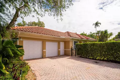 5770 SW 128th St, Pinecrest, FL 33156 - Photo 3