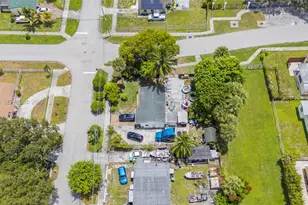 901 NW 34th Terrace, Lauderhill, FL 33311 - Photo 23