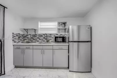 901 NW 34th Ter, Lauderhill, FL 33311 - Photo 5