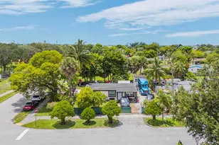 901 NW 34th Terrace, Lauderhill, FL 33311 - Photo 13