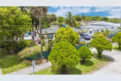 901 NW 34th Ter, Lauderhill, FL 33311 - Photo 29