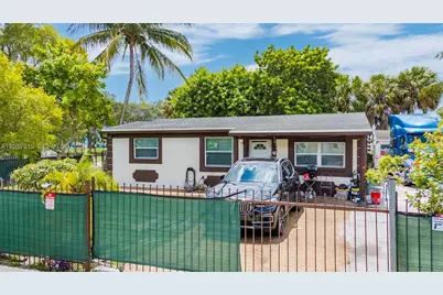 901 NW 34th Ter, Lauderhill, FL 33311 - Photo 9