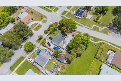 901 NW 34th Ter, Lauderhill, FL 33311 - Photo 21