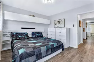 901 SW 11th Ave, Hallandale Beach, FL 33009 - Photo 17