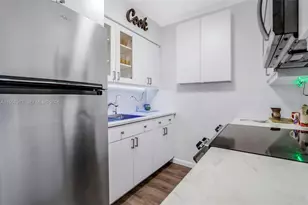 901 SW 11th Ave, Hallandale Beach, FL 33009 - Photo 11