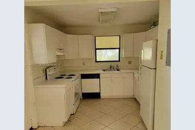 814 Finley Ct, Hollywood, FL 33020 - Photo 3