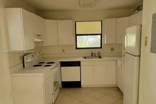 814 Finley Ct, Hollywood, FL 33020 - Photo 3