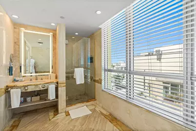 101 Ocean Dr #1003, Miami Beach, FL 33139 - Photo 15